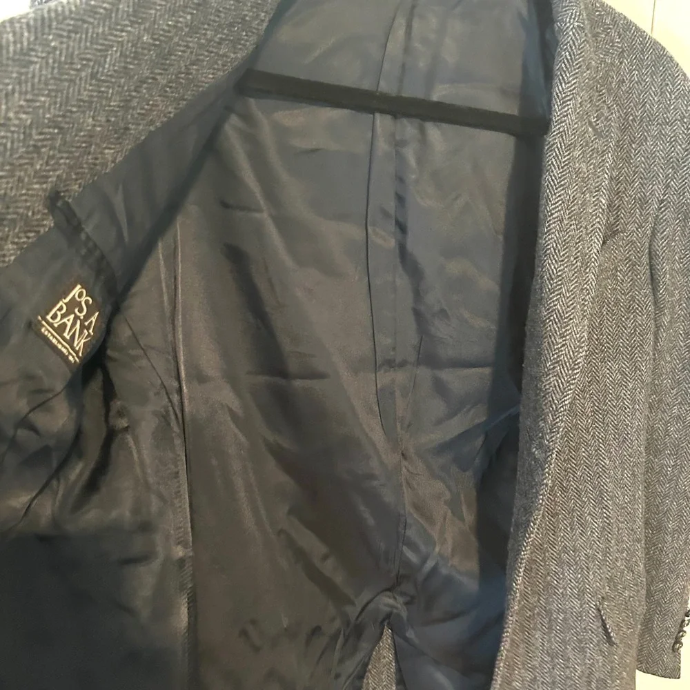 JoS. A. Bank Men's Grey‎ and Black Harris Tweed Wool Sport Coat in Size 42 L
